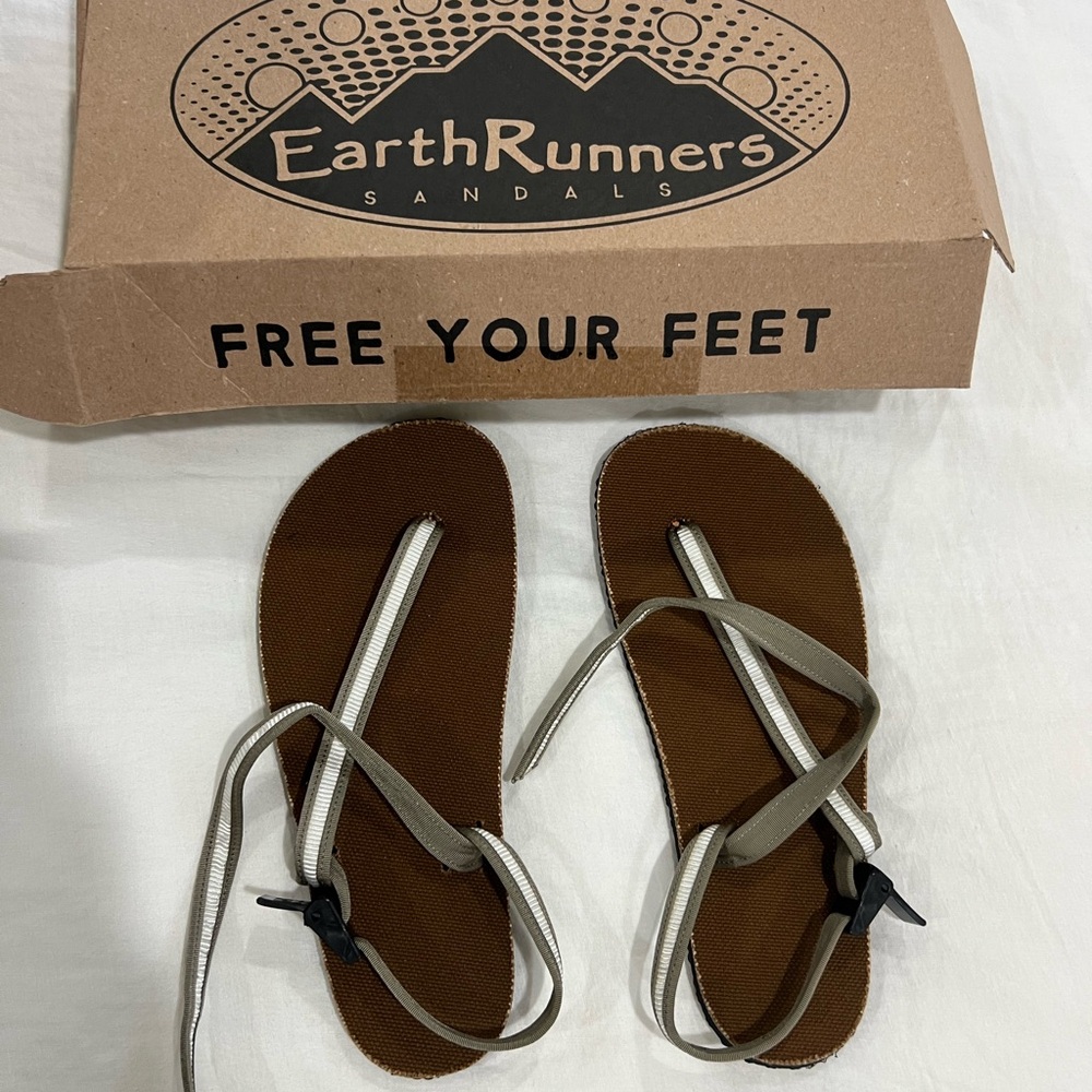 Brand new with tags Earth Runners Sandals